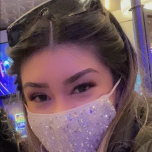 Meet your Posher, Salena